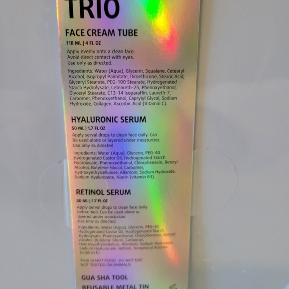 NWOT B & F Clinicals Daily Glow Trio Gift Set - Picture 3 of 3